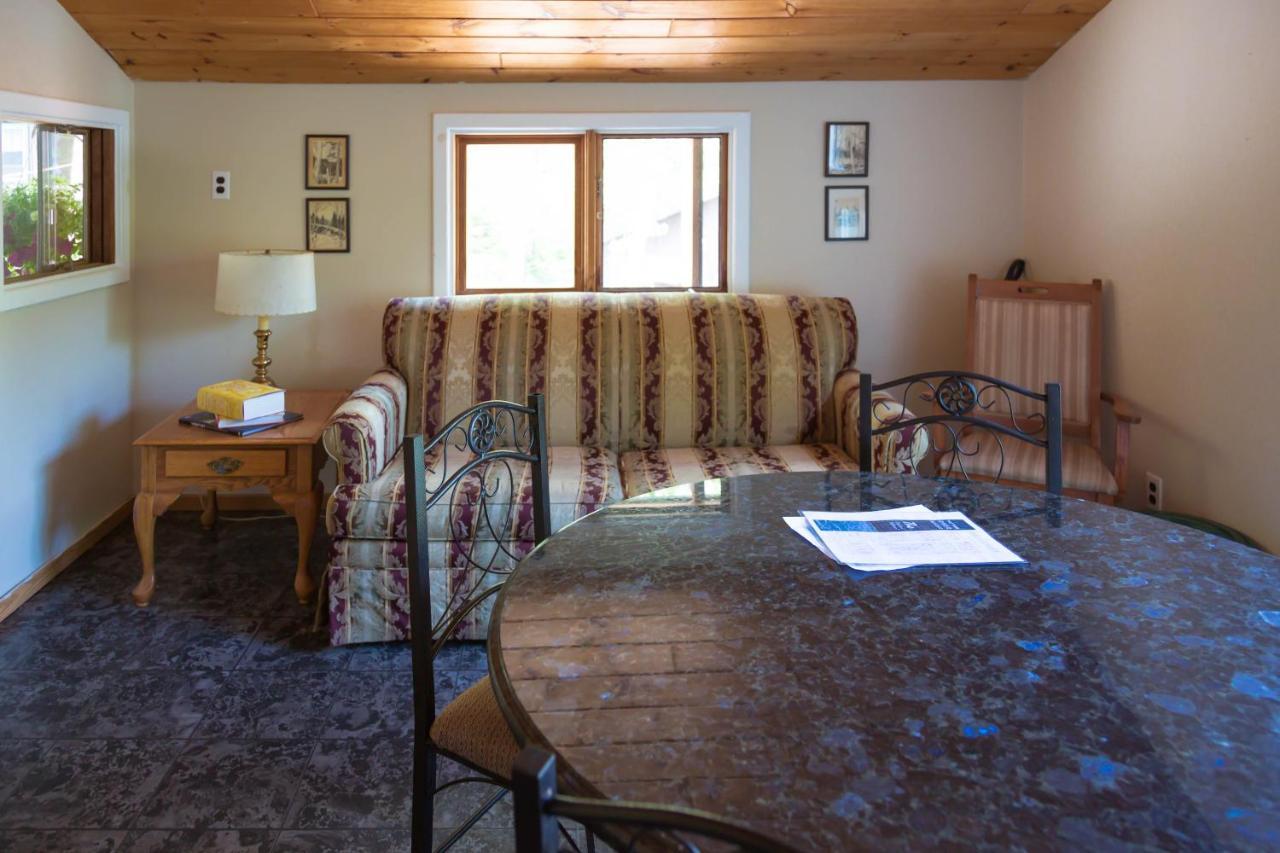 Mattawa River Resort Bagian luar foto